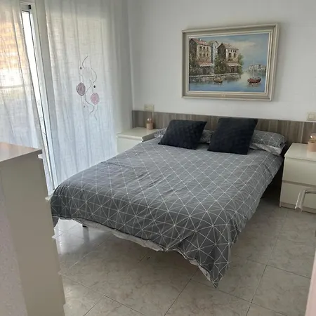 Bonito Apartamento En Roses Zona Familiar Exterior photo
