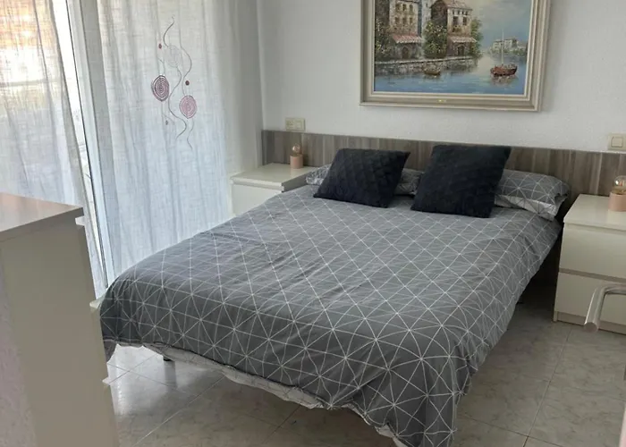 Bonito Apartamento En Roses Zona Familiar